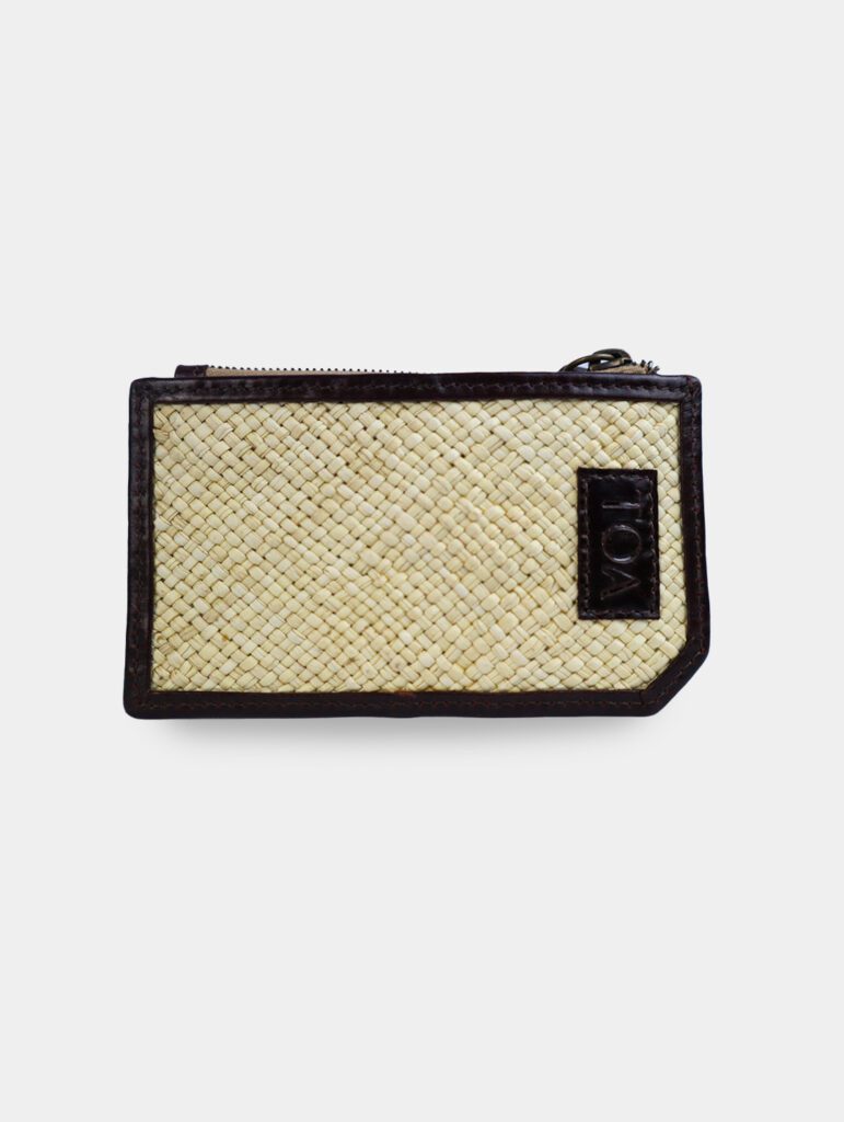 Yurak white cardholder, handmade in premium leather, TOA Bags.
